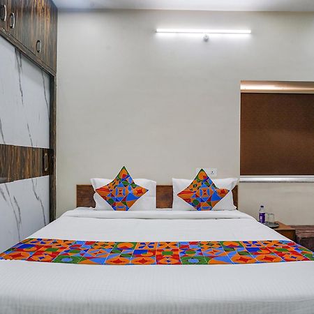 Fabhotel Perams Grand Inn - Hitech City Hyderabad Eksteriør billede