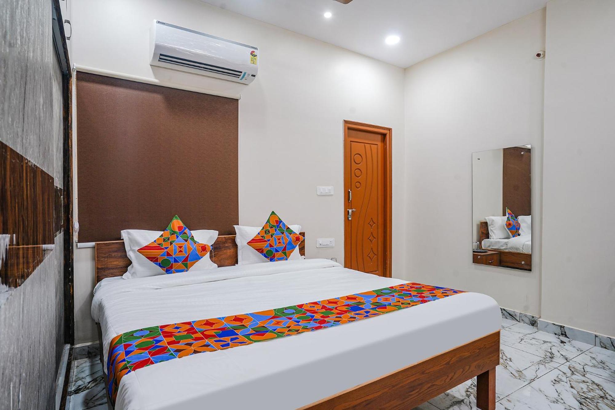 Fabhotel Perams Grand Inn - Hitech City Hyderabad Eksteriør billede