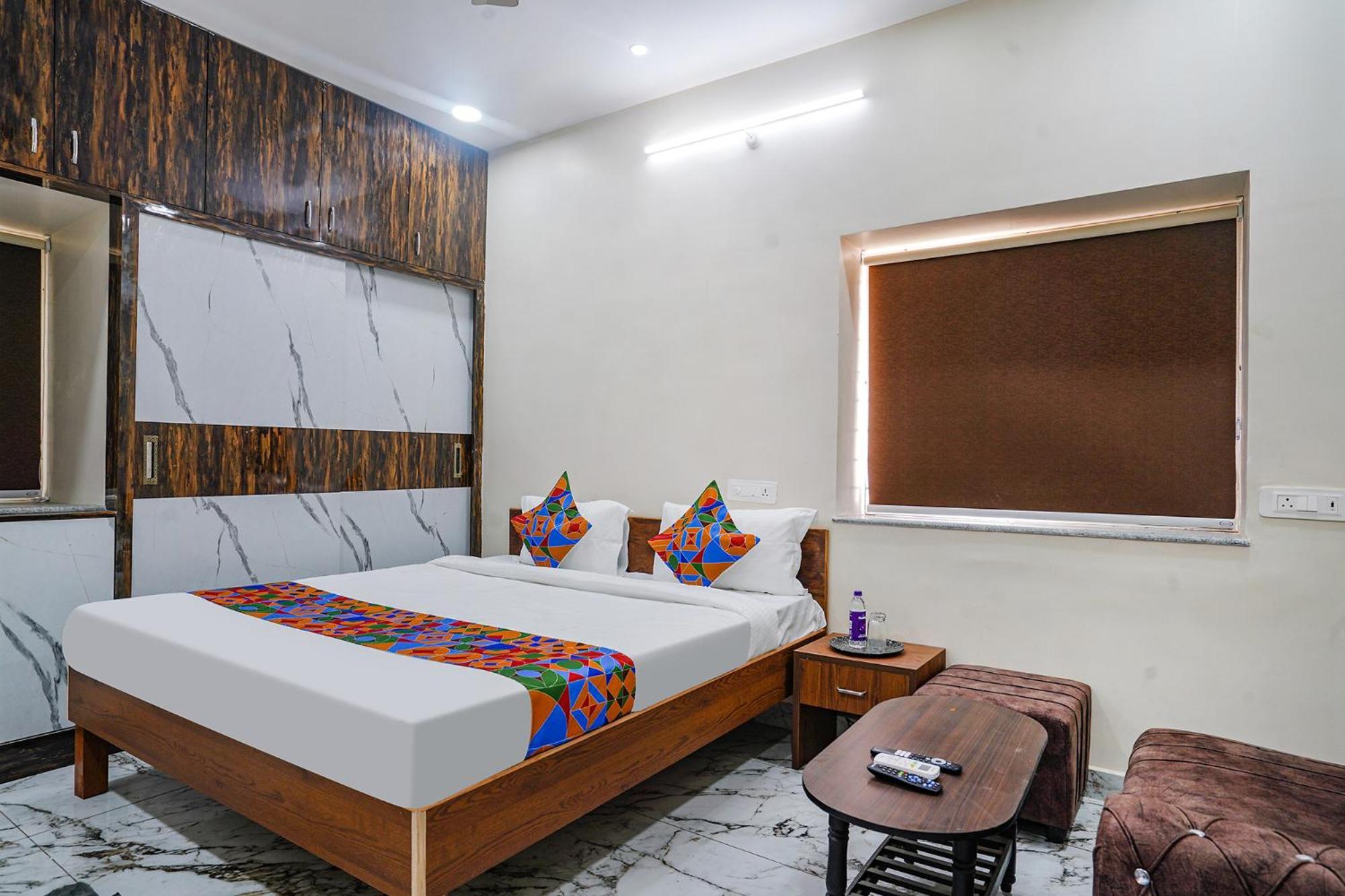 Fabhotel Perams Grand Inn - Hitech City Hyderabad Eksteriør billede
