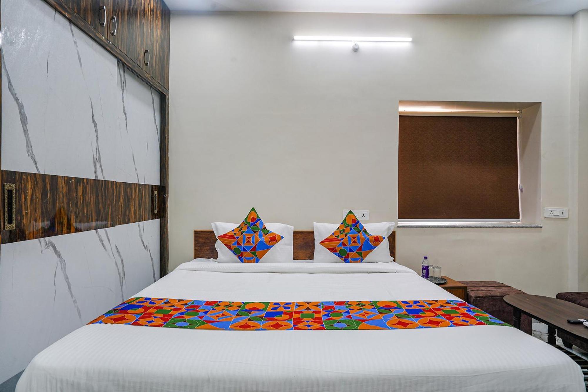 Fabhotel Perams Grand Inn - Hitech City Hyderabad Eksteriør billede