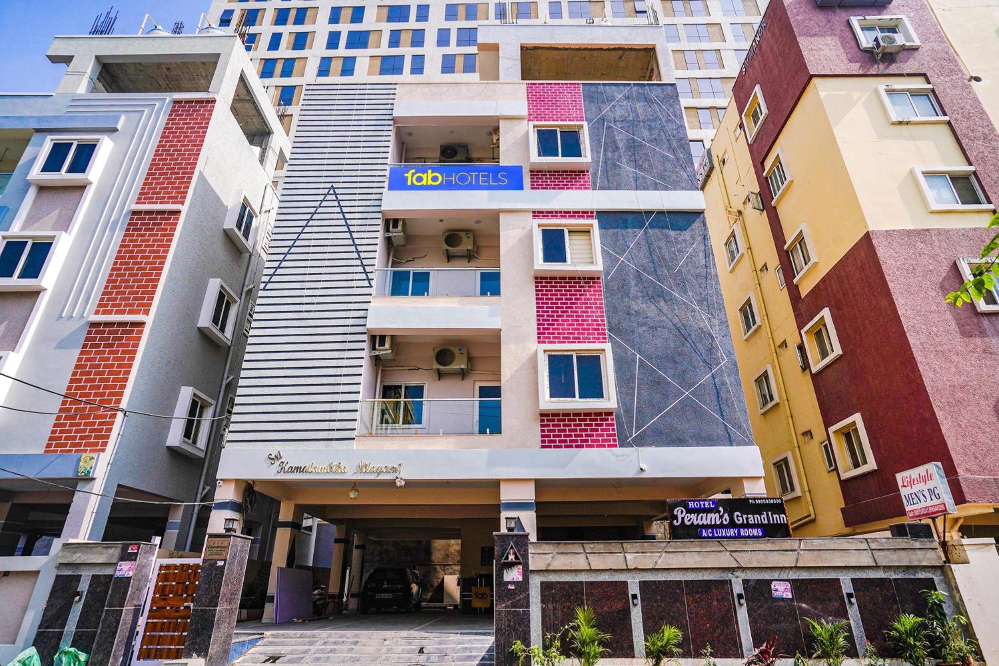 Fabhotel Perams Grand Inn - Hitech City Hyderabad Eksteriør billede